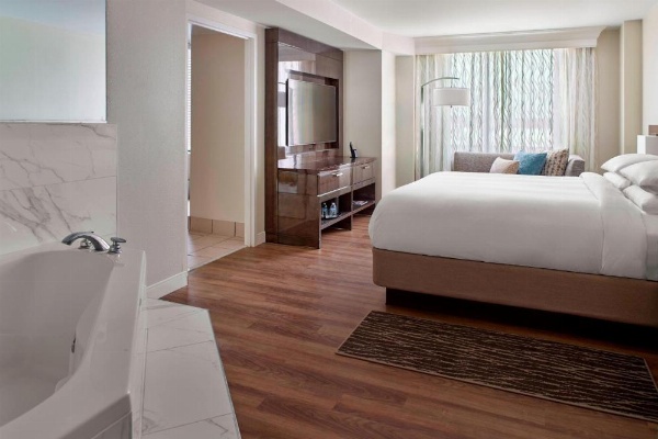 Augusta Marriott at the Convention Center image 12